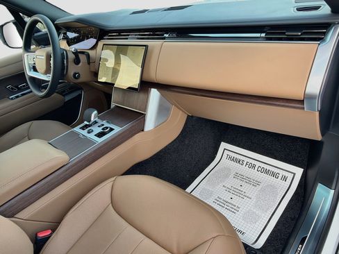 New 2027 Land Rover Range Rover SE AWD/4WD image 15