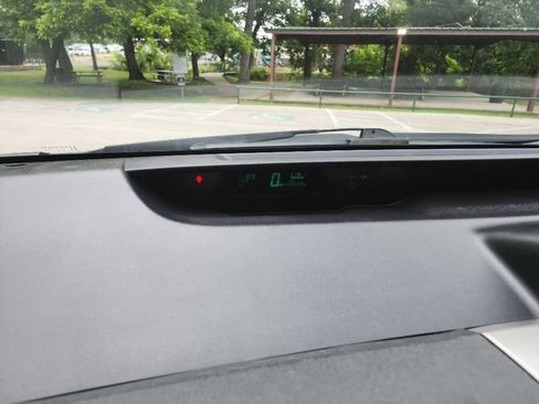 Used 2006 Toyota Prius FWD image 12