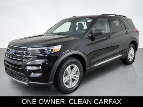 Certified 2022 Ford Explorer XLT w/ Equipment Group 202A AWD/4WD image 7