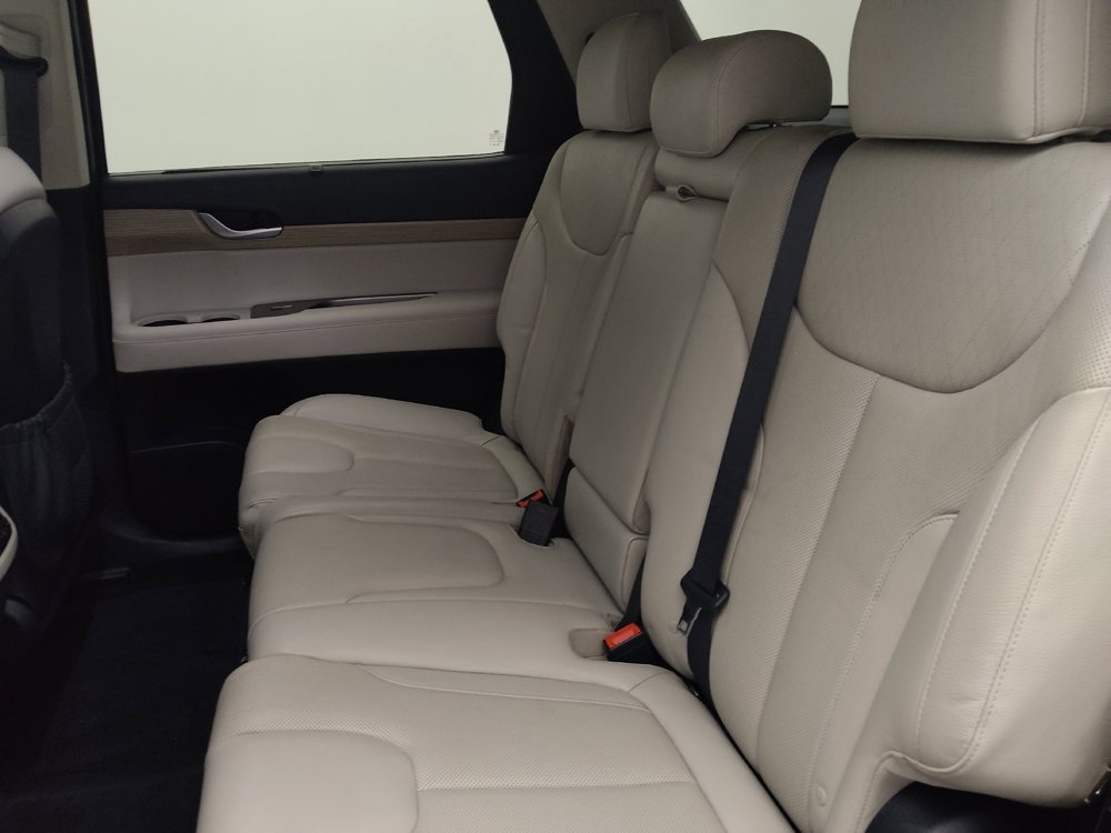 Used 2022 Hyundai Palisade SEL w/ 8P Bench Seat Package FWD image 18