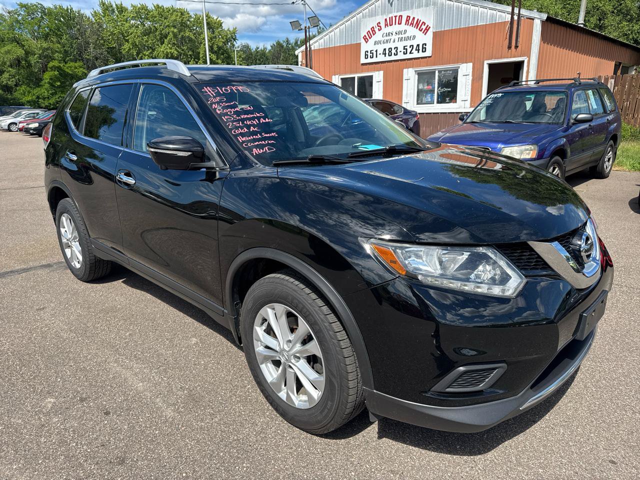 Used 2015 Nissan Rogue SV w/ SV Premium Package AWD/4WD image 3