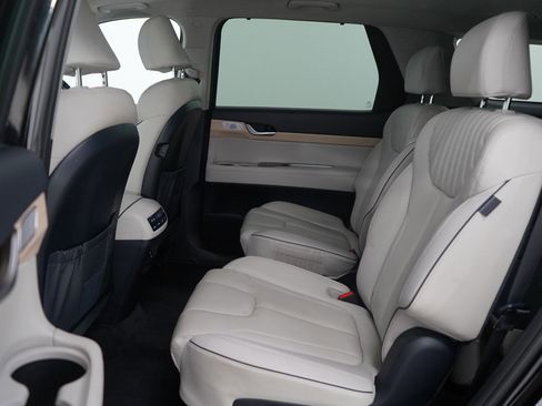 Used 2024 Hyundai Palisade Limited image 15