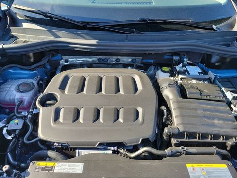 New 2026 Volkswagen Tiguan SE AWD/4WD image 16