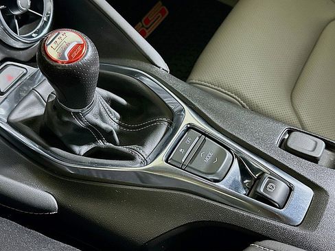 Used 2021 Chevrolet Camaro SS image 18