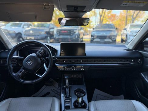 Used 2022 Honda Civic Touring image 7