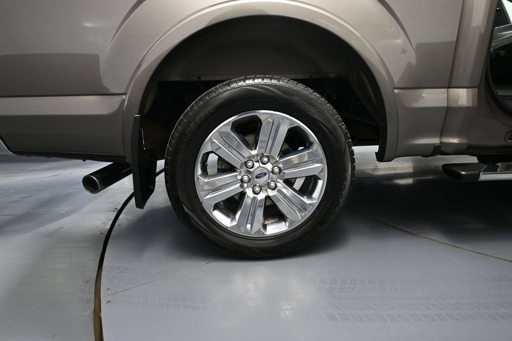 Used 2019 Ford F150 Lariat w/ Equipment Group 502A Luxury AWD/4WD image 11
