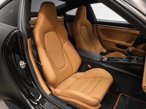 Certified 2026 Porsche 911 GT3 image 38