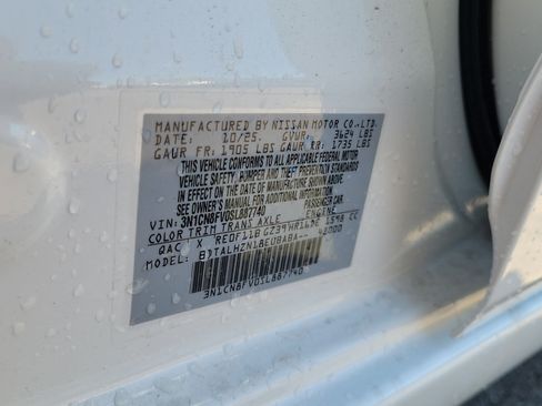 New 2025 Nissan Versa SR image 33