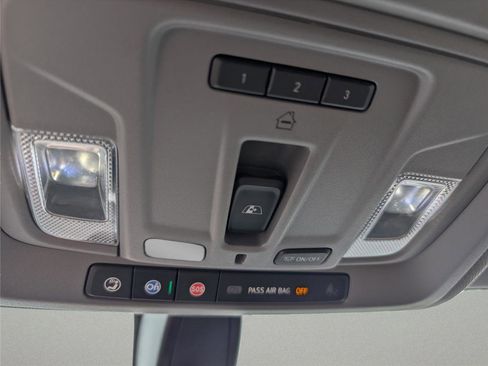 Used 2019 Chevrolet Silverado 1500 RST image 12