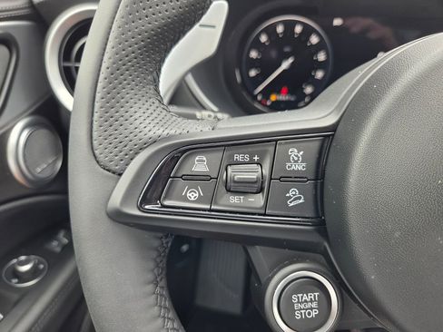 New 2025 Alfa Romeo Stelvio Sprint AWD/4WD image 15