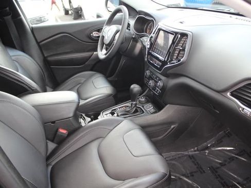 Used 2022 Jeep Cherokee Limited AWD/4WD image 35