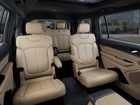 New 2026 Jeep Grand Cherokee L Limited RWD image 15
