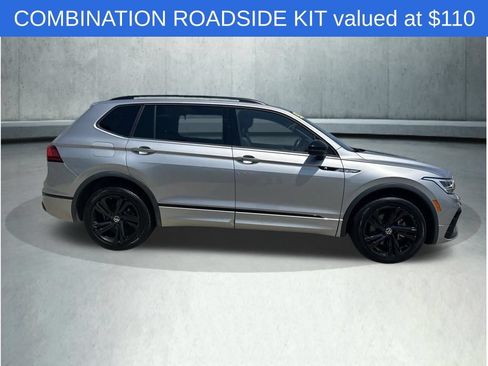 Used 2023 Volkswagen Tiguan SE R-Line AWD/4WD image 8