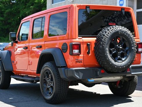 Used 2023 Jeep Wrangler Unlimited w/ Sun & Screen Package AWD/4WD image 5