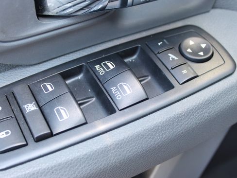 Used 2017 RAM 2500 Big Horn image 22