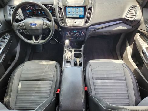 Used 2019 Ford Escape SE FWD image 25