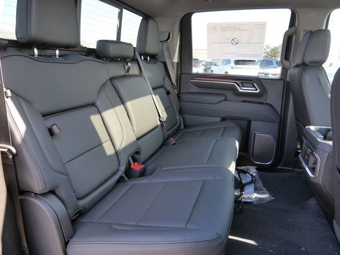 New 2026 GMC Sierra 3500 Denali w/ Denali Reserve Package AWD/4WD image 24