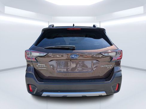 Used 2021 Subaru Outback Limited XT w/ Popular Package #2 image 3