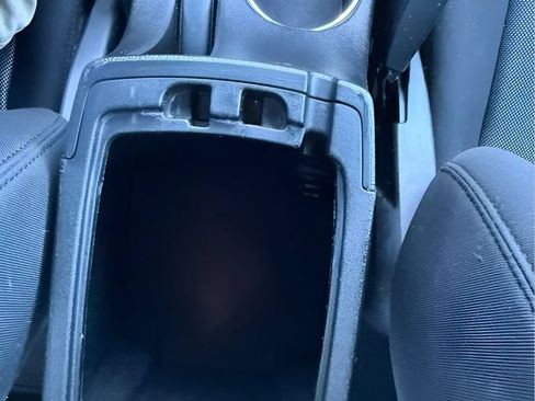 Used 2013 Dodge Avenger SXT w/ Blacktop Pkg FWD image 28
