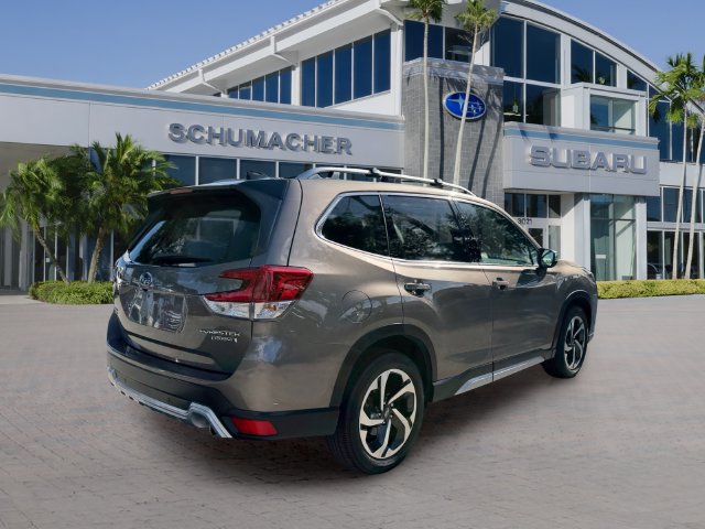 Used 2024 Subaru Forester Touring AWD/4WD image 7