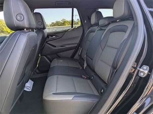 Used 2025 Chevrolet Equinox LT w/ Convenience Package II image 15