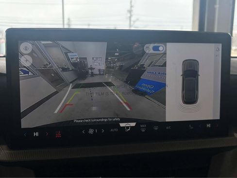 New 2026 Ford Explorer Active w/ Active Comfort Package image 24