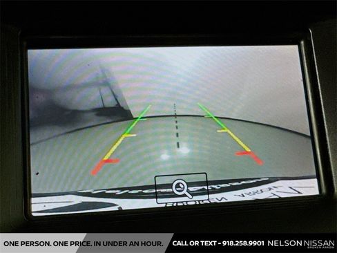 Used 2019 Ford Edge SE image 13