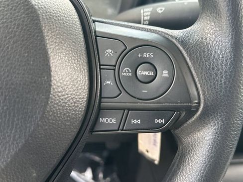 Used 2024 Toyota Corolla LE FWD image 21
