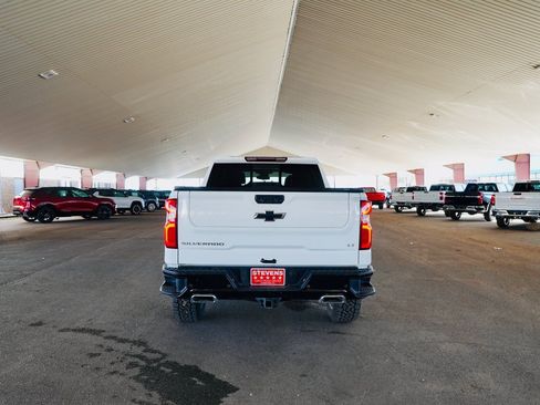 Used 2022 Chevrolet Silverado 1500 LT Trail Boss w/ LT Trail Boss Premium Package image 5