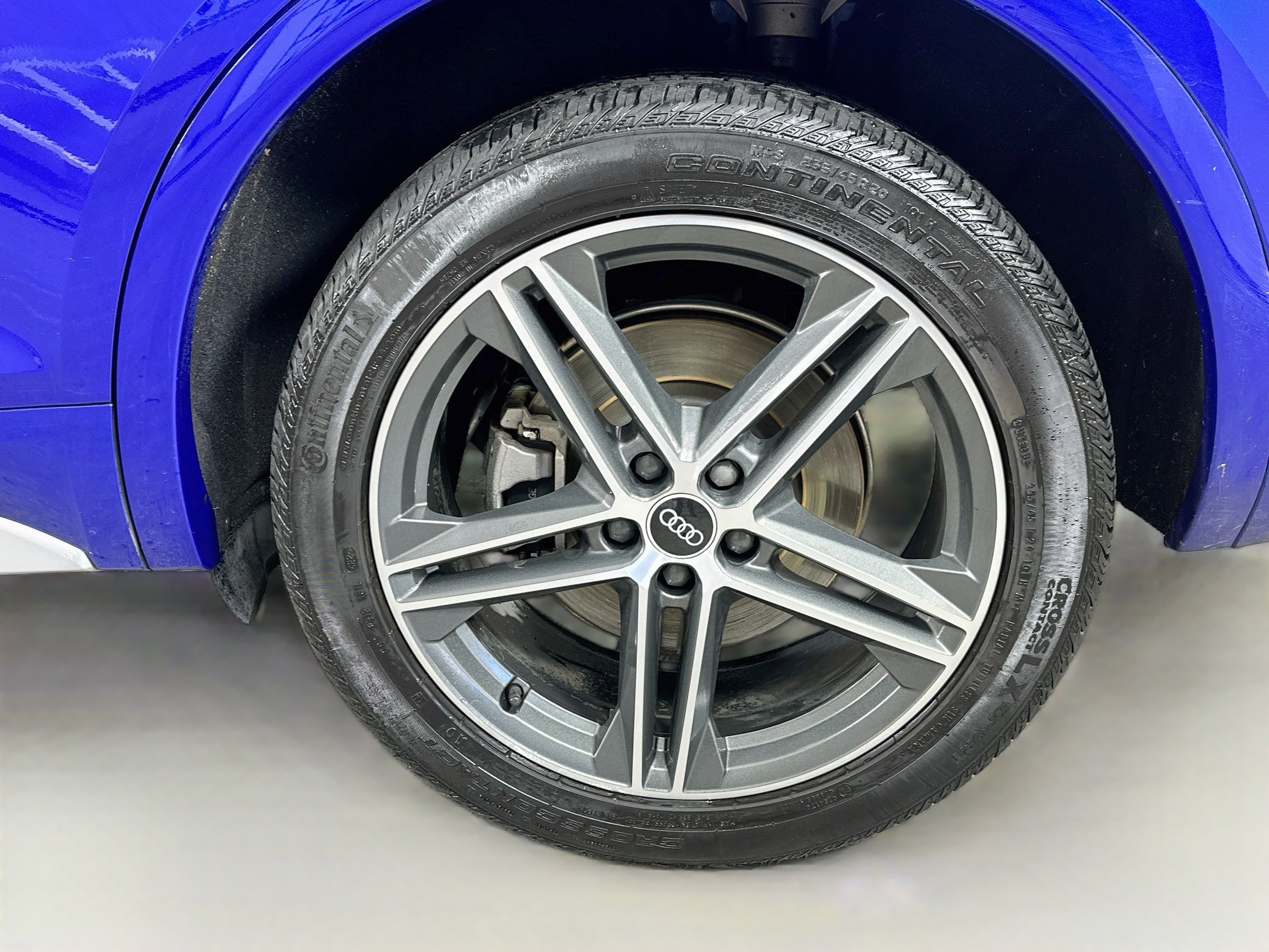 Used 2021 Audi Q5 e Premium Plus AWD/4WD image 32