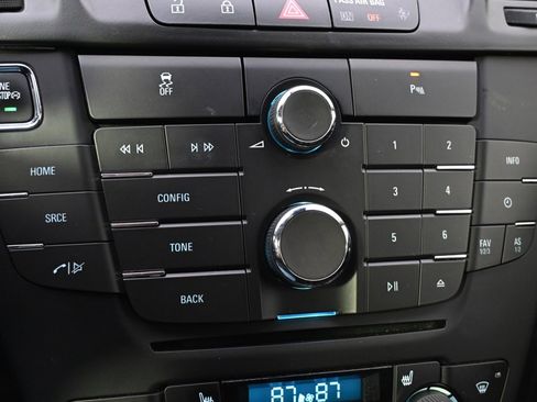 Used 2013 Buick Regal Premium image 29