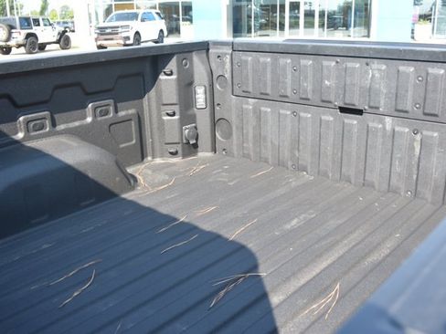 Used 2023 GMC Sierra 1500 Denali w/ Technology Package AWD/4WD image 12