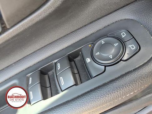 Used 2022 GMC Terrain SLT AWD/4WD image 16