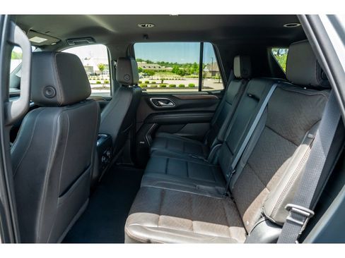 Used 2023 Chevrolet Tahoe High Country AWD/4WD image 15
