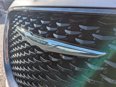 Used 2018 Chrysler 300 Touring w/ Sport Appearance Package image 26