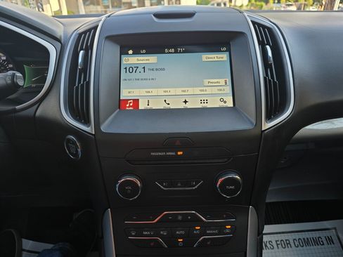 Used 2018 Ford Edge SEL w/ Equipment Group 201A AWD/4WD image 7