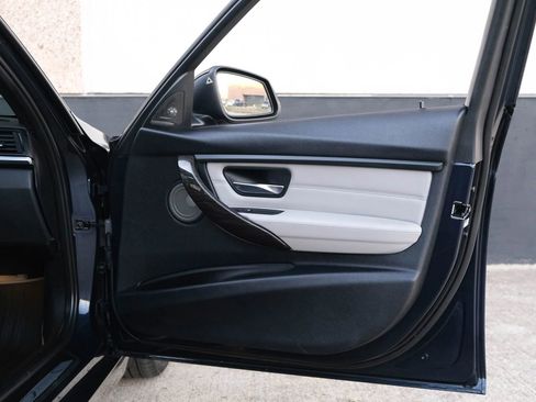 Used 2013 BMW 335i xDrive Sedan image 31