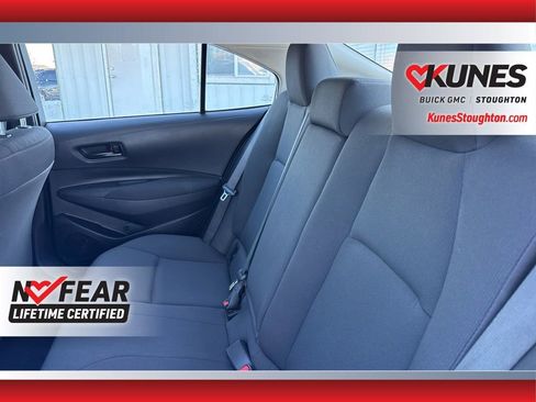 Used 2023 Toyota Corolla LE image 34