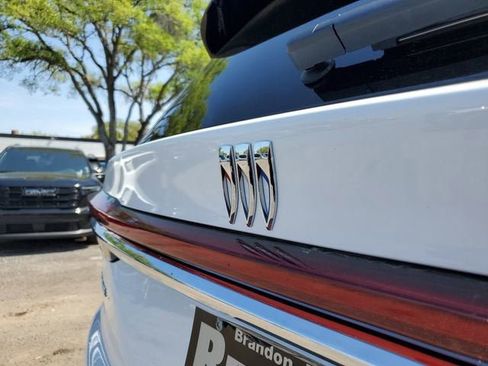 New 2026 Buick Enclave Preferred w/ Power Package image 7