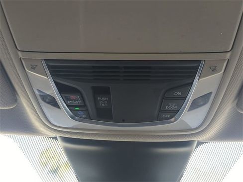 Used 2023 Acura TLX w/ Technology Package image 22