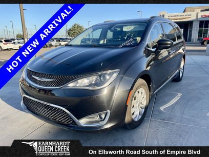 Used 2017 Chrysler Pacifica Touring-L