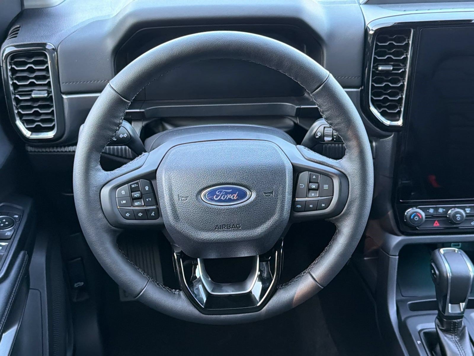 New 2026 Ford Ranger Lariat w/ FX4 Off-Road Package AWD/4WD image 27