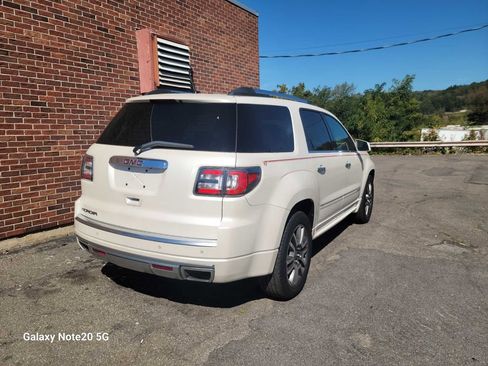 Used 2013 GMC Acadia Denali image 4
