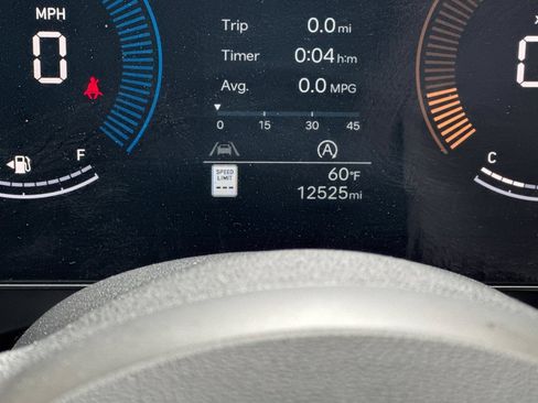Used 2025 Hyundai Sonata SE FWD image 26
