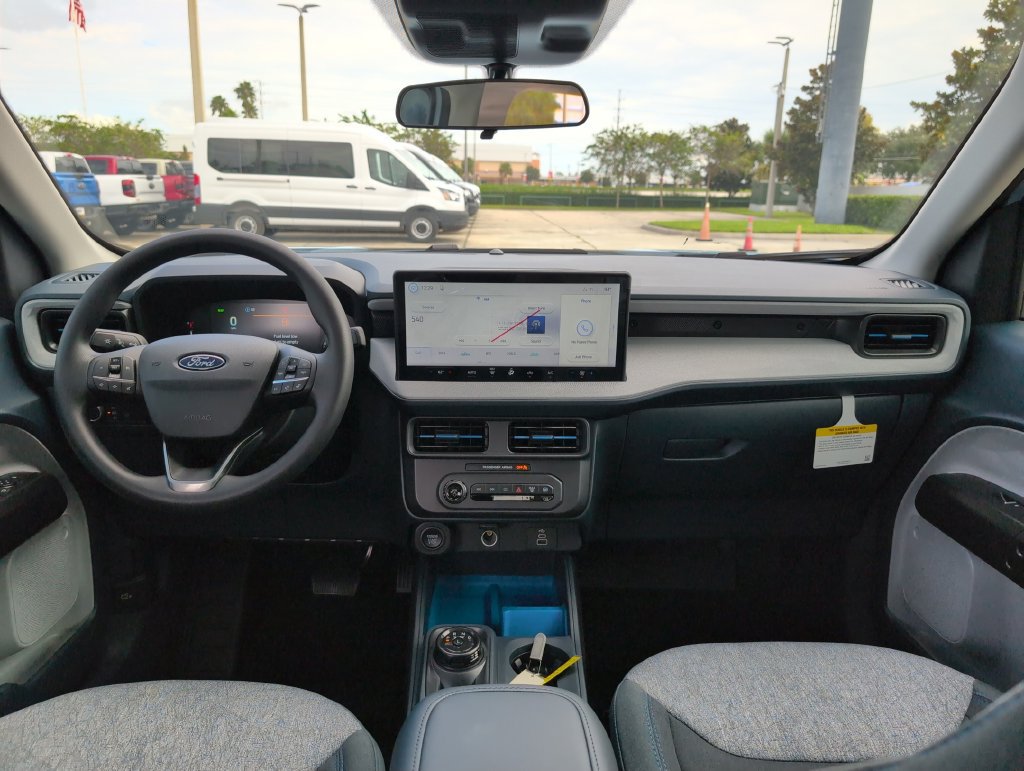 New 2026 Ford Maverick XLT FWD image 8