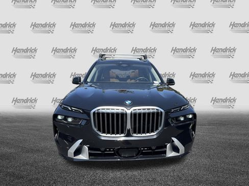Used 2024 BMW X7 xDrive40i w/ Premium Package AWD/4WD image 5