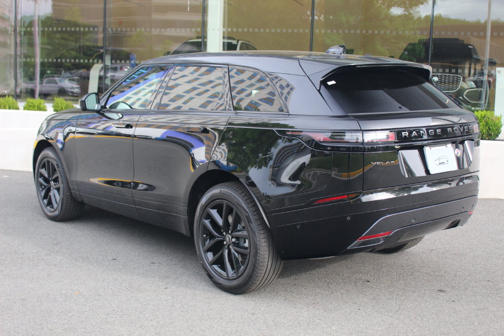 New 2026 Land Rover Range Rover Velar Dynamic SE AWD/4WD image 11