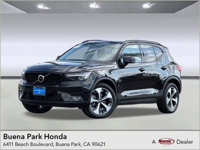 Used 2024 Volvo XC40 B5 Core