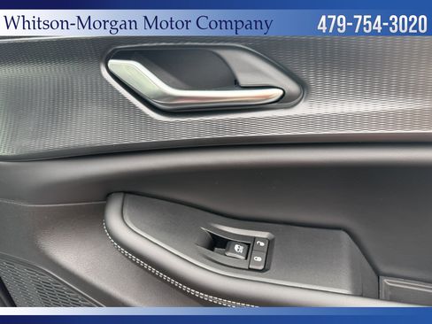 New 2025 Jeep Grand Cherokee L Laredo image 8