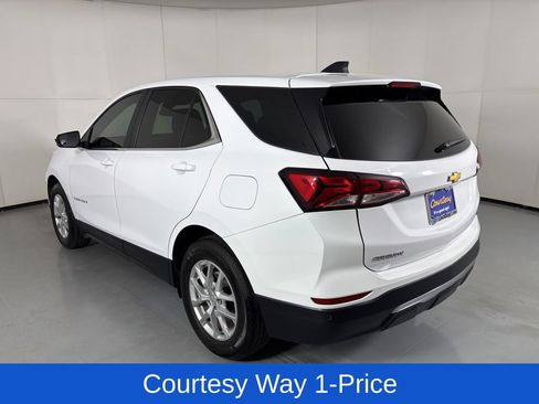Used 2024 Chevrolet Equinox LT FWD image 8